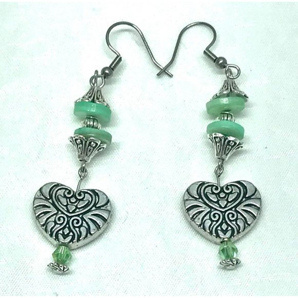 Silver Plated Heart Dyed Green Mother of Pearl - Picture 5 of 10
